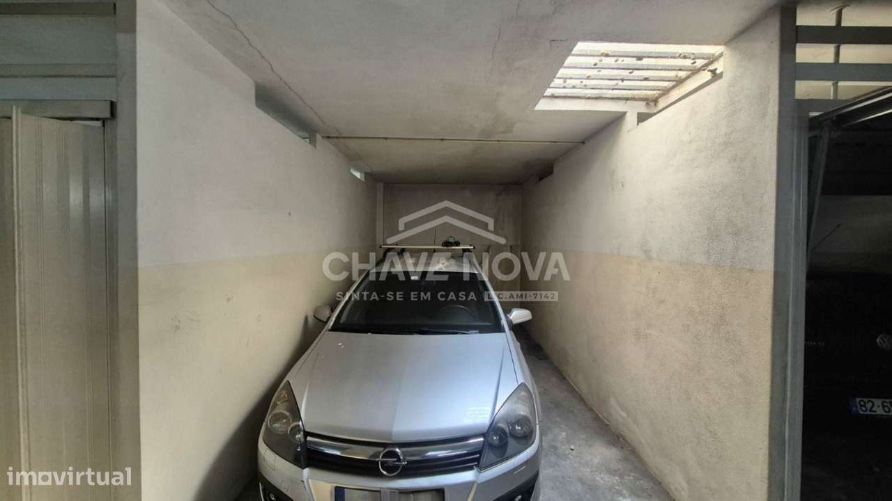Apartamento T2 com Lugar de Garagem | 2Km Praia de Francelos-15