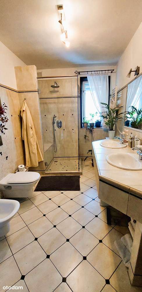 Ustroń - budynek w atrakcyjnej lokalizacji-19