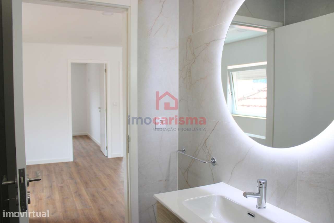 Apartamento T1+1 Com Terraço no Coração de Vizela-8