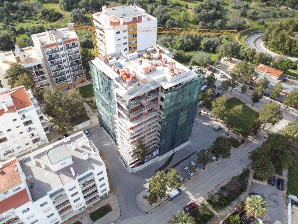 Apartamento T4 para Venda em Portimão-22