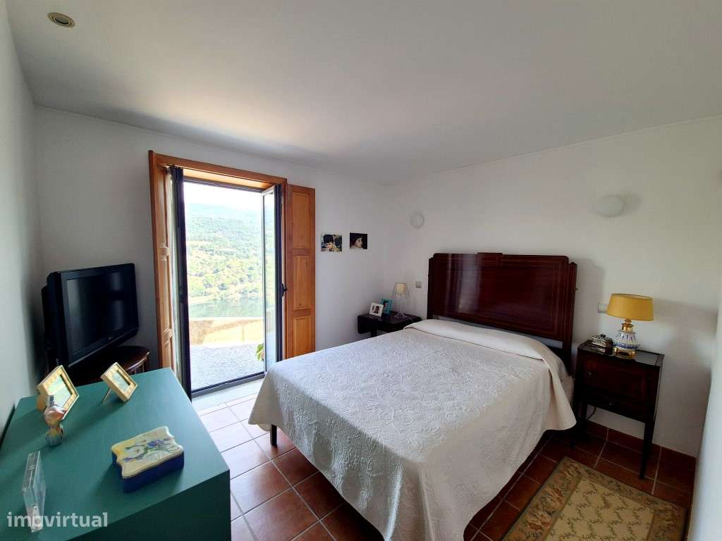 Casa fim semana c/ vistas espetaculares p/ o Douro.-33