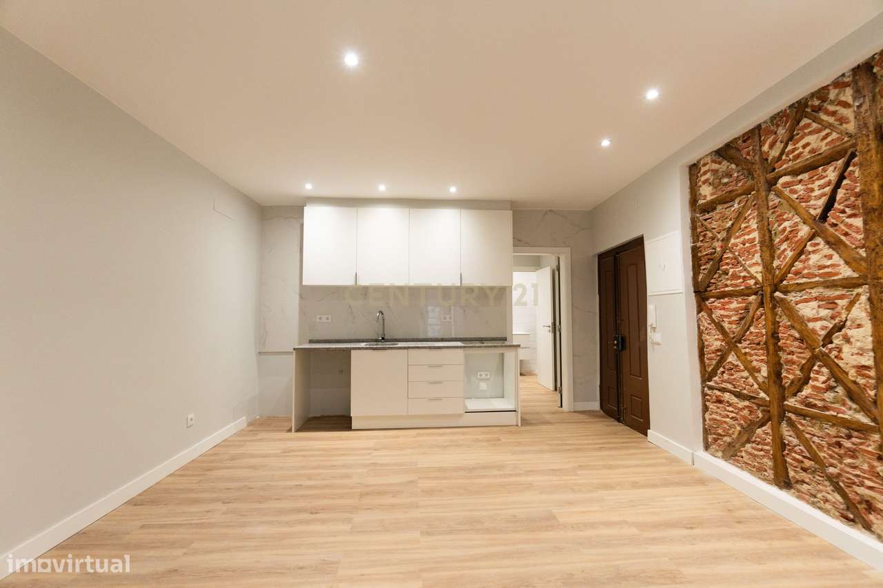 Prédio remodelado na Baixa de Setúbal – uma oportunidade única-28