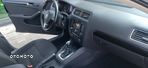 Volkswagen Jetta 1.6 TDI DSG Comfortline - 5