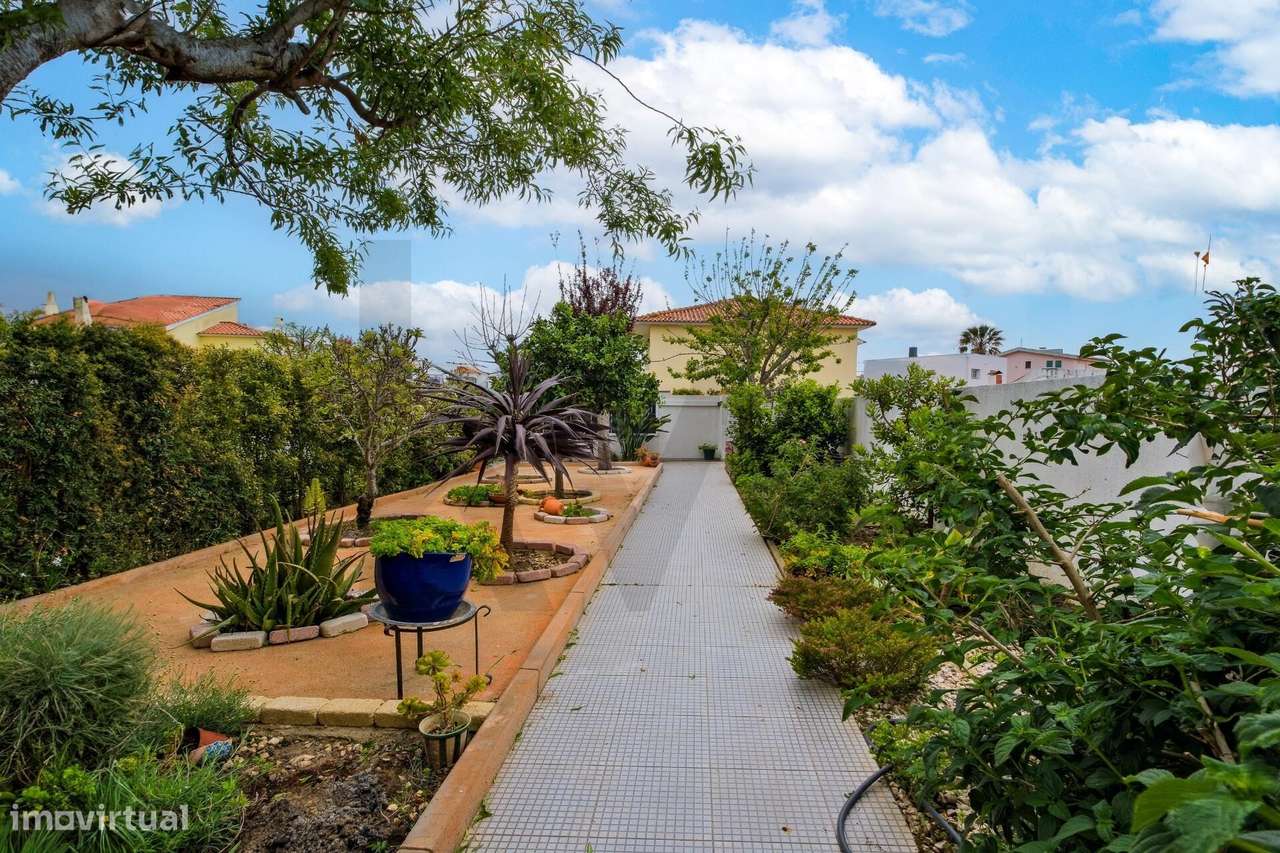 Moradia Geminada T4 com Garagem — Condomínio Privado em Alcabideche - Grande imagem: 5/52