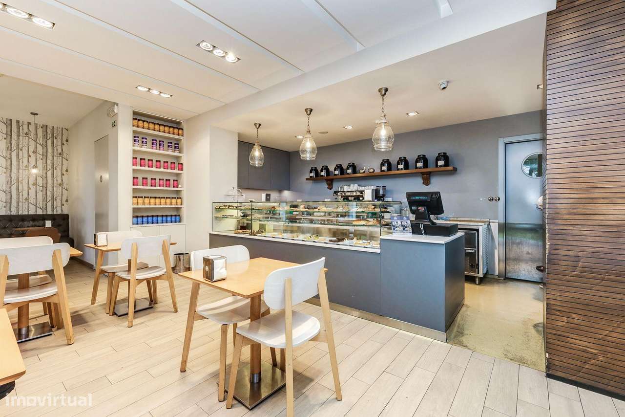 Trespasse de Dois Espaços Distintos: Pastelaria e Restaurante – Parqu - Grande imagem: 4/52
