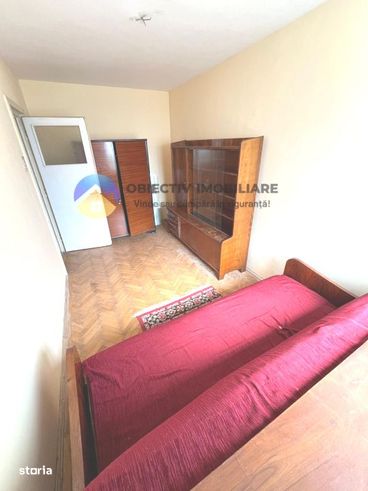 Apartament 3 camere , zona centrala, etaj 1-2