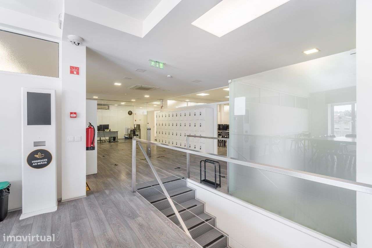 Escritório completamento equipado e mobilado - Grande imagem: 4/19