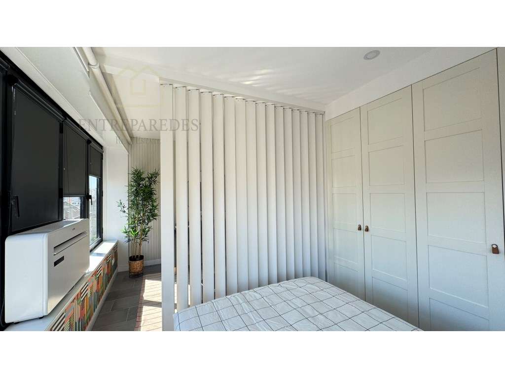 Estúdio mobilado a estrear com lugar de garagem e licença AL para c... - Grande imagem: 5/23