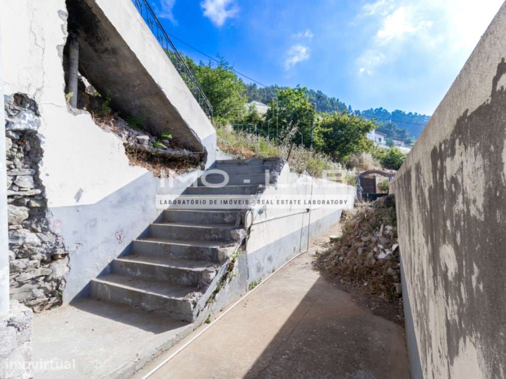 Moradia T2 - Ampla Garagem - Câmara de Lobos-29