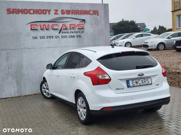 Ford Focus 1.0 EcoBoost Start-Stopp-System TITANIUM - 4