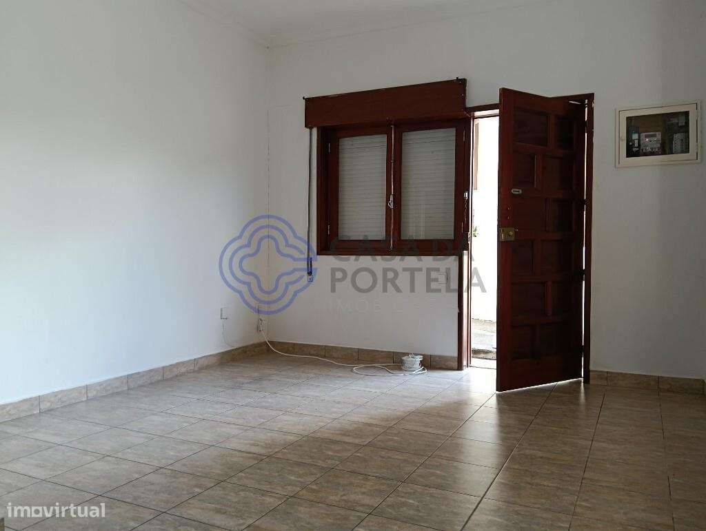 Andar moradia T2 para arrendar em São Pedro da Cova Gondomar - Grande imagem: 5/25