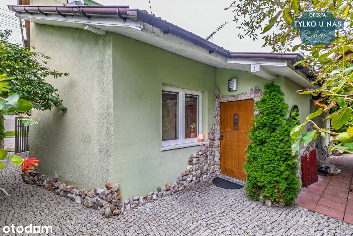 Przytulny Dom w Mieście – 3 Pokoje, Ogródek
