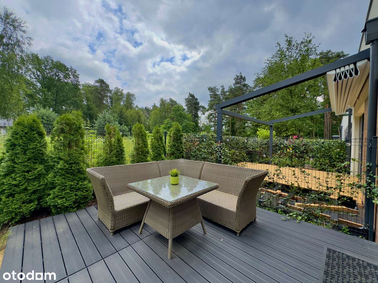 | Apartament z ogrodem i tarasem | Garaż + 2 miejsca | Zieleń i cisza-15