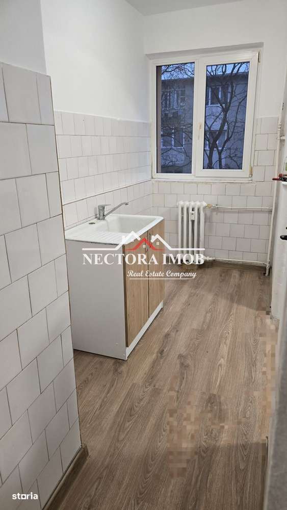 NECTORA IMOB-OCAZIE Apartament 3 camere, 54 mp, Str. R. Reagan, Et. 3-3