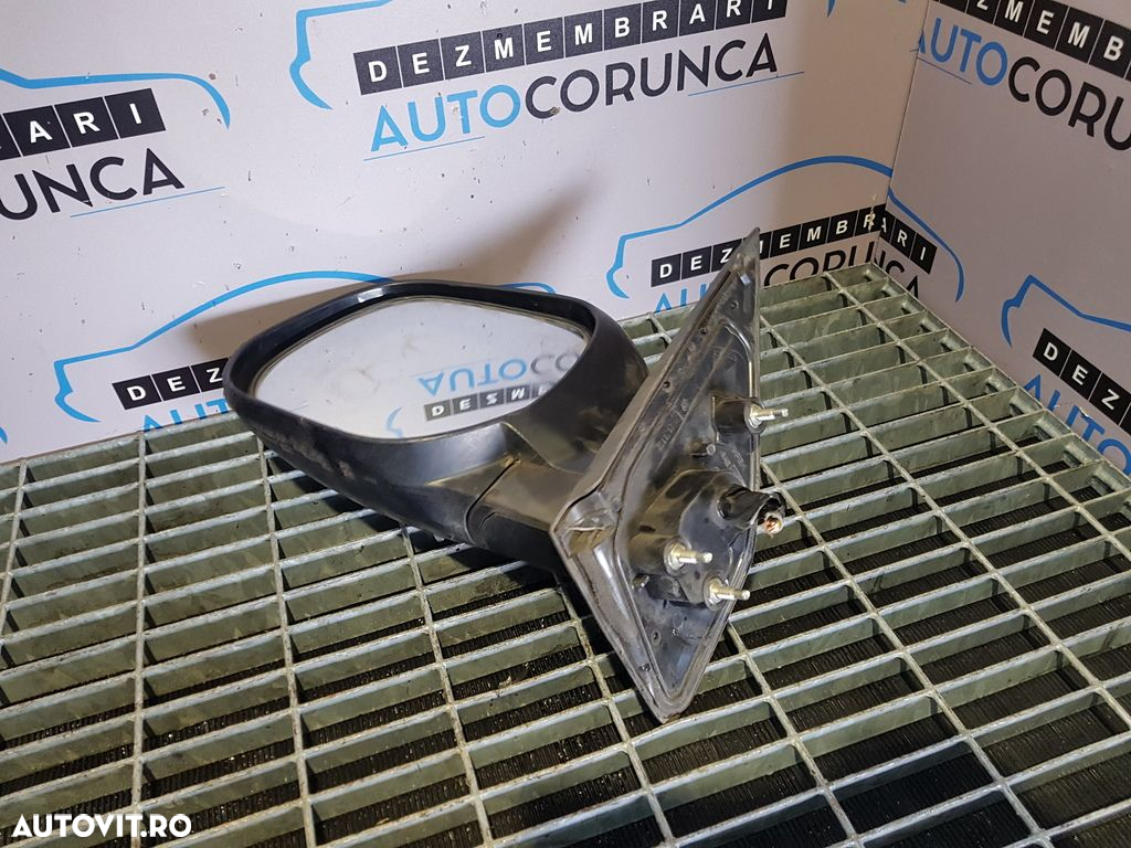 Oglinda stanga Citroen C - Crosser 2007 - 2012 4 Usi Gri (402) - 2