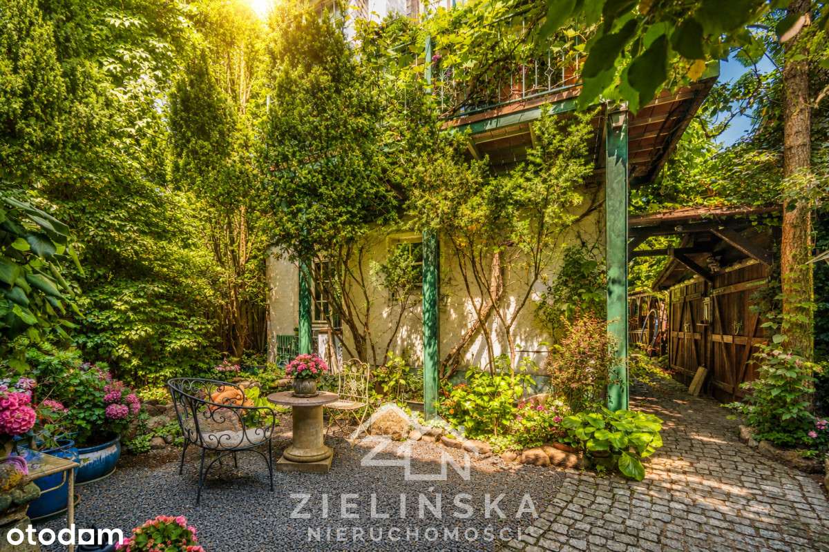 Klimatyczny dom w Orłowie | 194 m²|2 wejścia-17