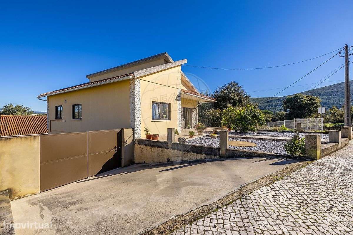 Moradia T4 para venda-36