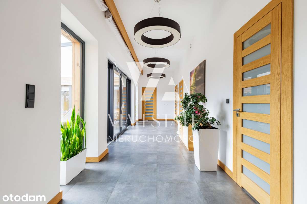 Parterowy nowoczesny dom w Konstancinie I 305m-5