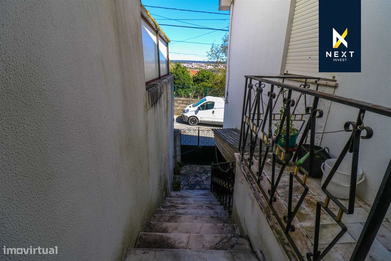 Moradia T4 para venda em Abraveses-17