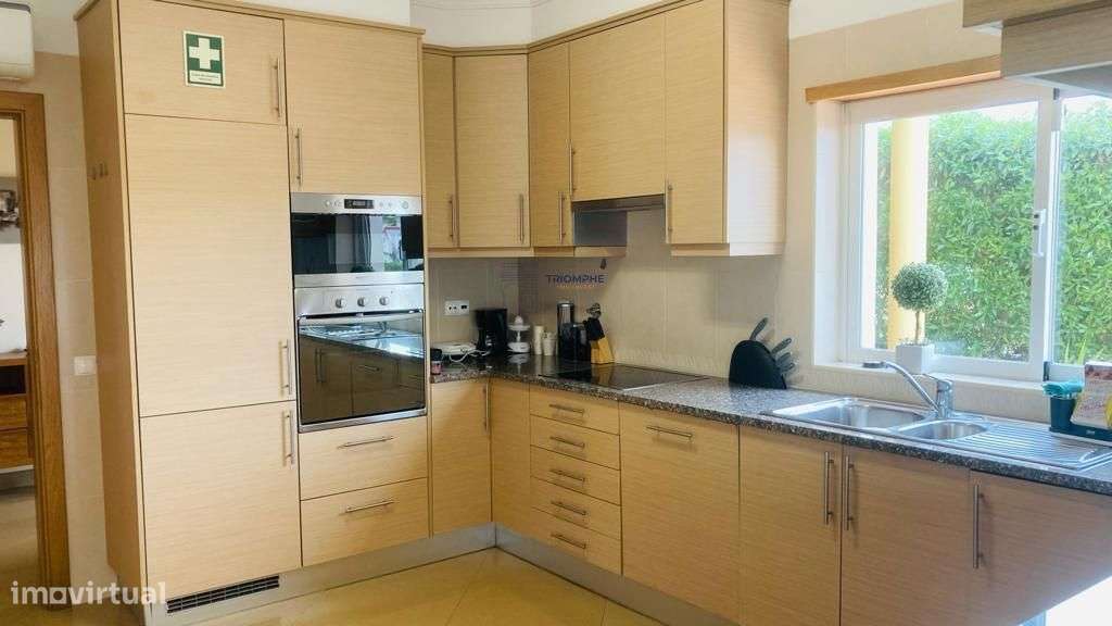 Moradia T4 com Piscina, Licença AL Ativa, Portimão - Grande imagem: 4/28