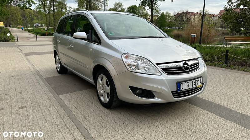 Opel Zafira 1.6 - 11