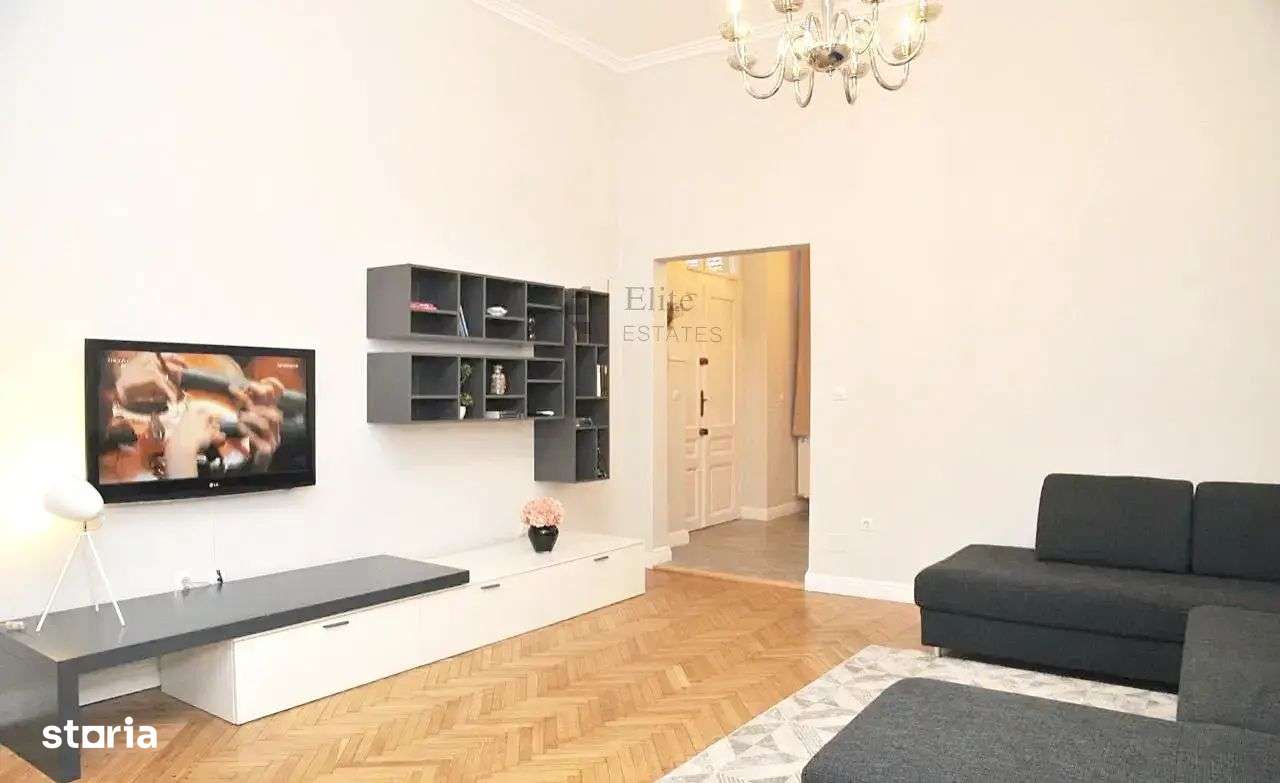 Apartament ultracentral cu 2 camere de inchiriat - Imagine principală: 5/12