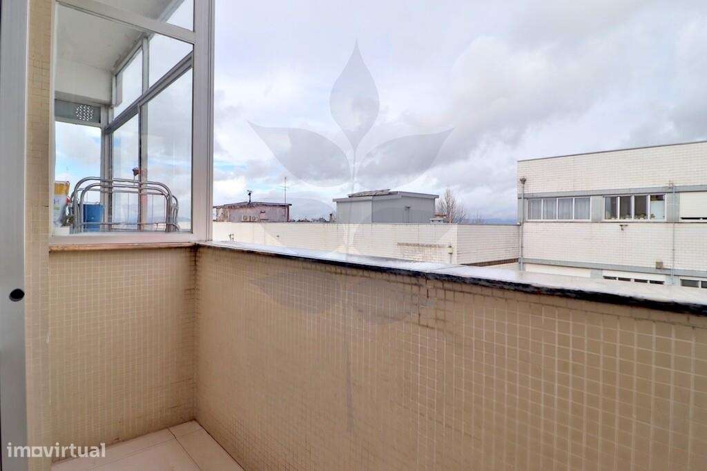 Apartamento T2 Maximinos-15