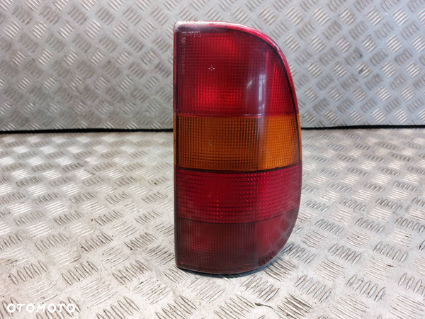 LAMPA LEWY TYŁ VW CADDY II 67723671 - 1