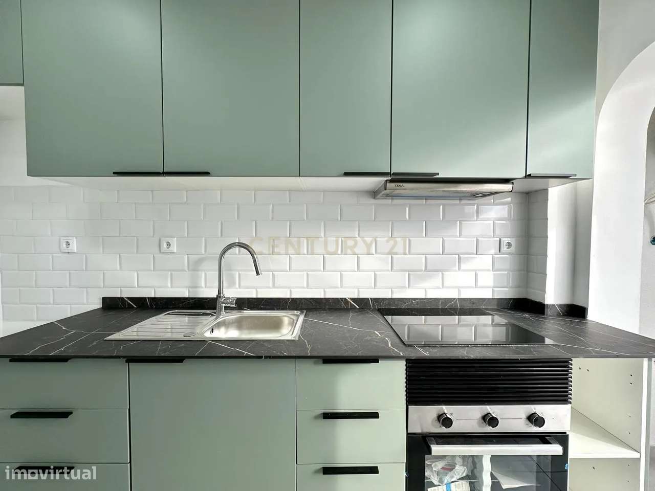 Apartamento T2 Totalmente Remodelado | Vale Fetal – Charneca da Capari - Grande imagem: 3/23