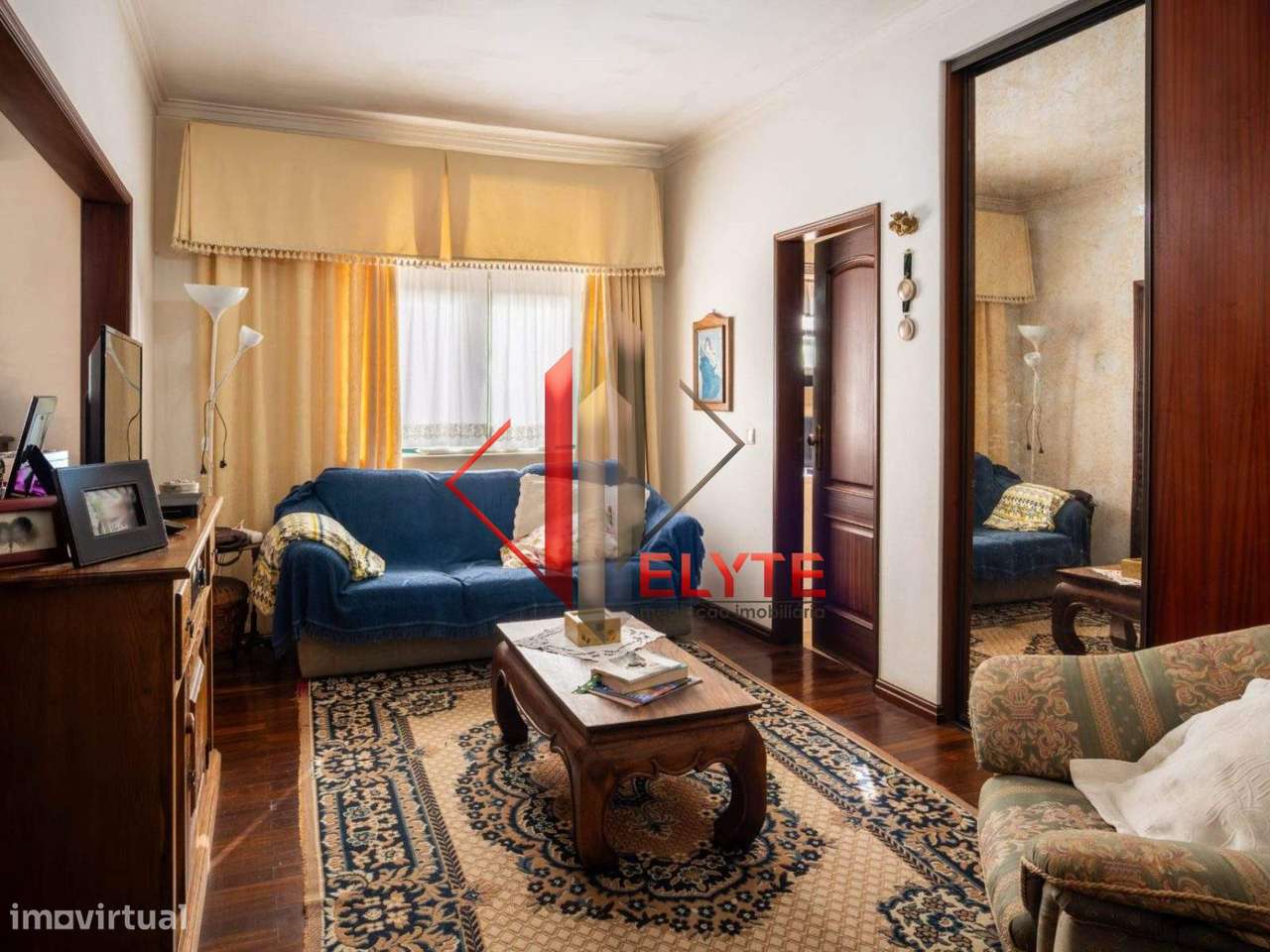 Moradia T7 no centro de Samora Correia-33