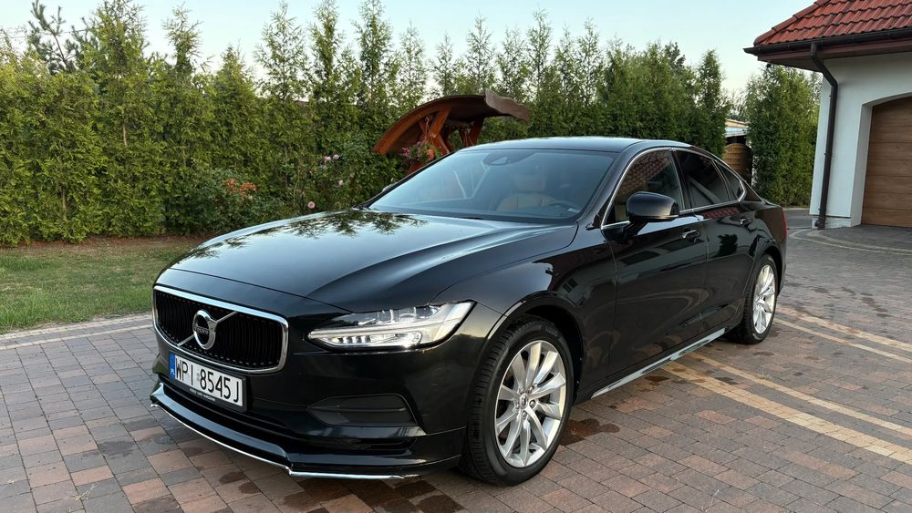 Volvo S90 D4 Momentum 2016