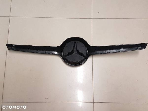 MERCEDES CLA 117 13- ATRAPA GRILL - 2