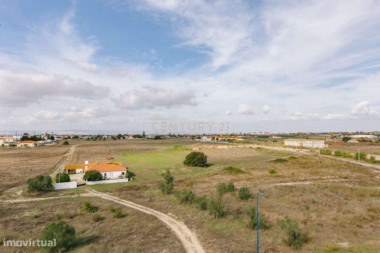 Apartamento T3 no Montijo-37