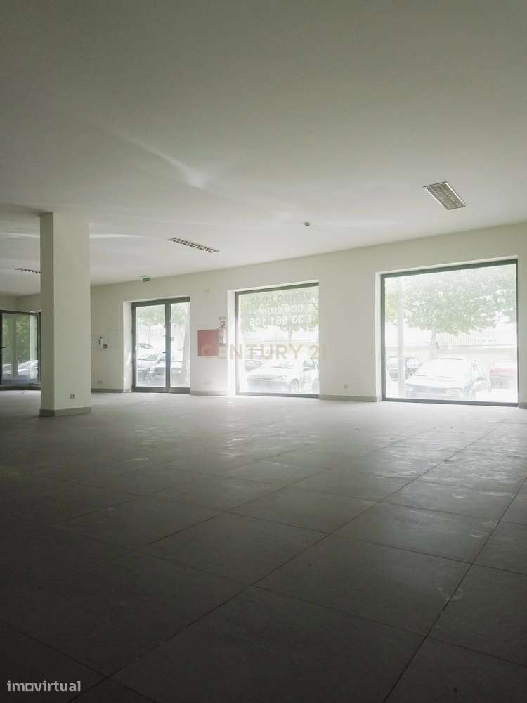Loja / Armazém na Abelheira - Excelente oportunidade de negócio - Grande imagem: 4/7