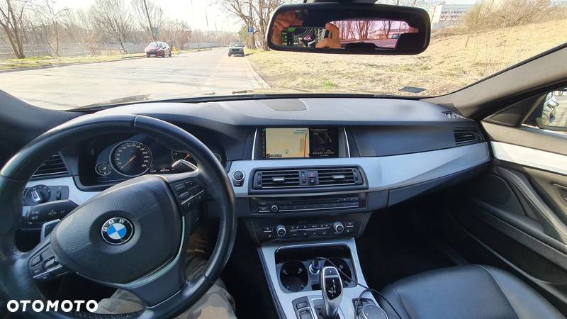 BMW Seria 5 535d xDrive Touring - 9