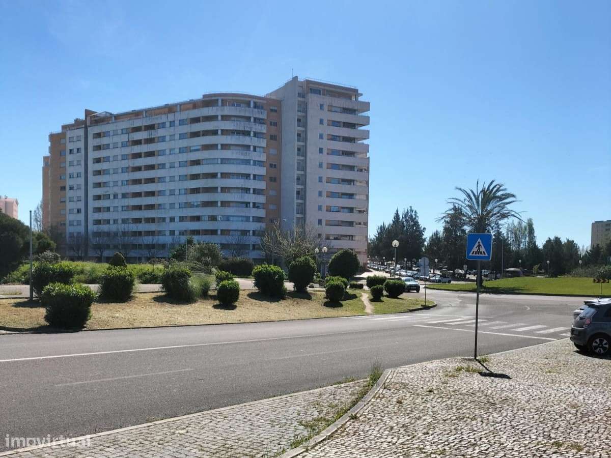 Terreno urbano para construção de prédio - Lumiar - Lisboa-8