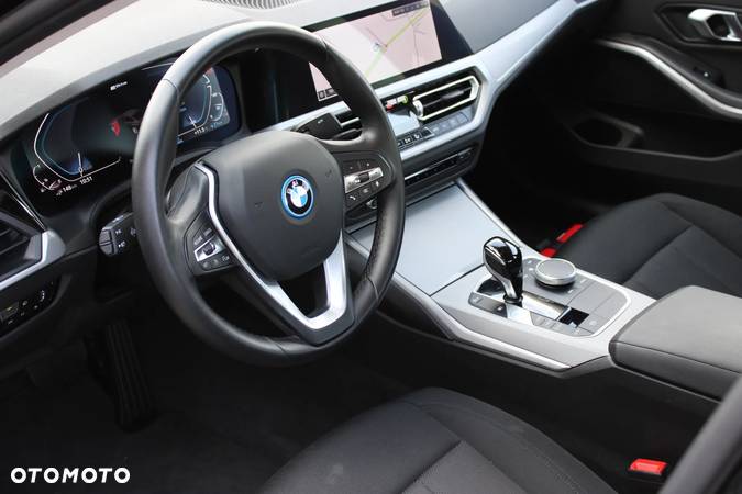 BMW Seria 3 - 9