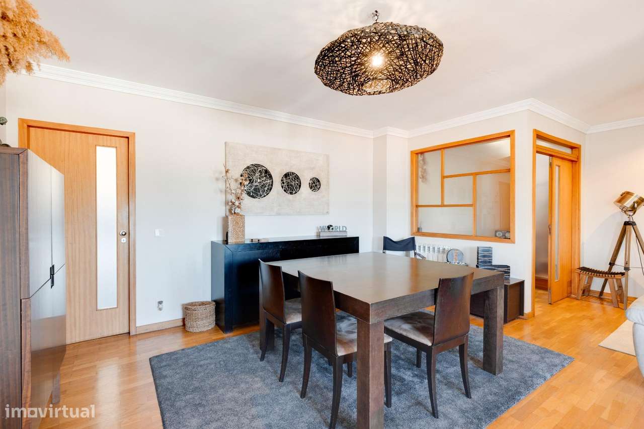 Duplex T3 de três frentes com sótão de serões em família e...-4