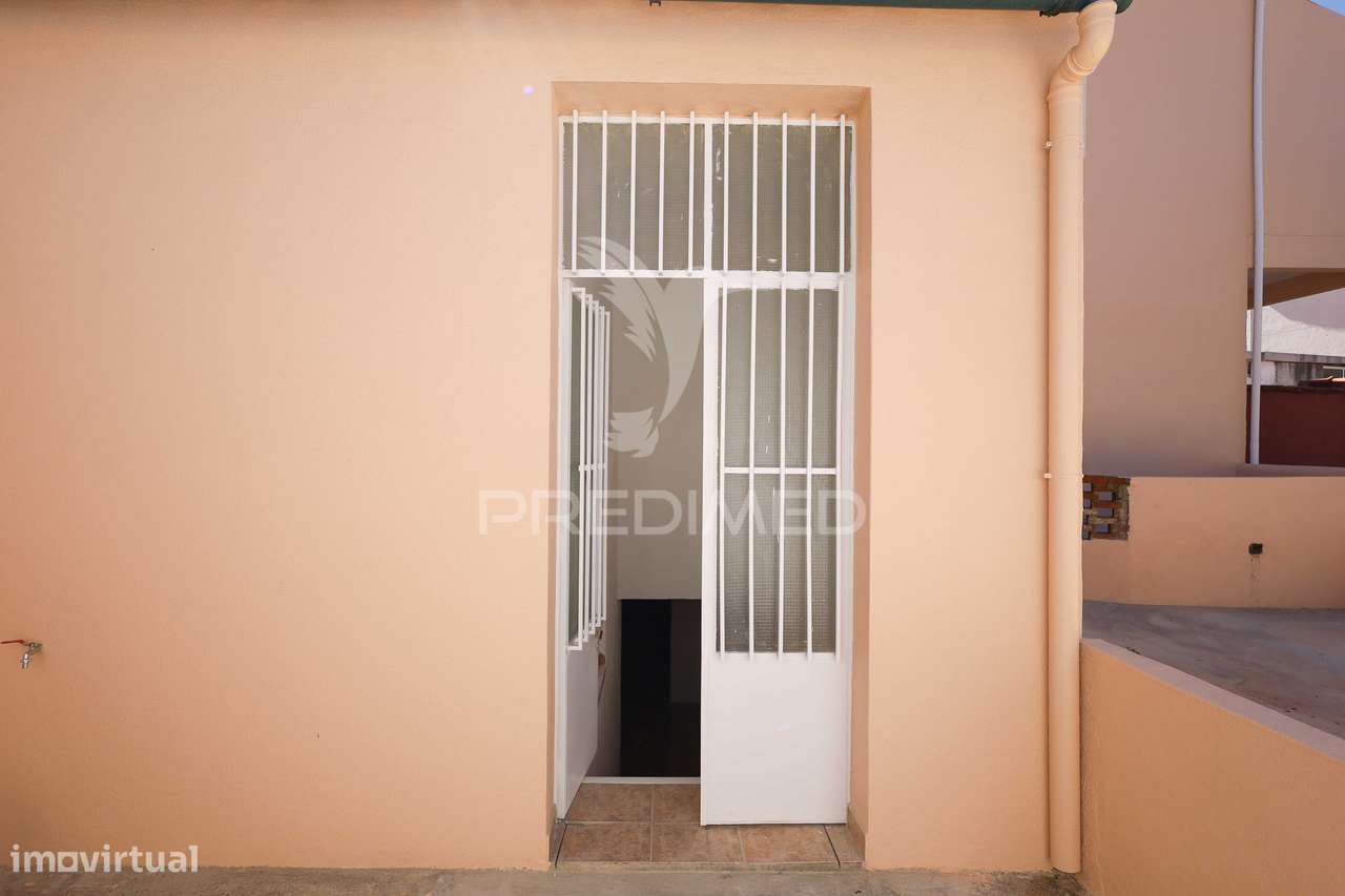 R/C de Moradia T1 + 1 - Grande imagem: 2/36