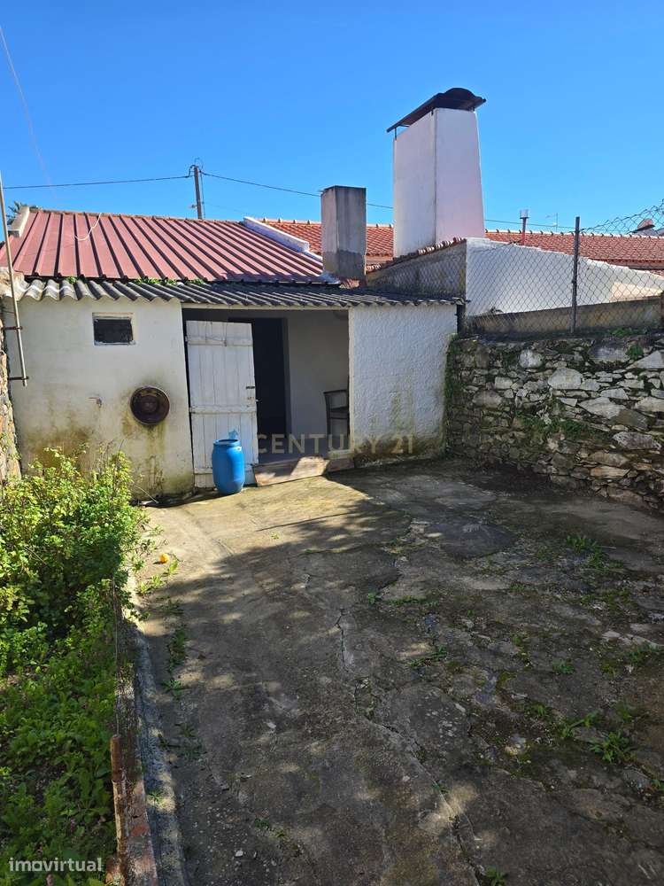 Moradia T1+1 em Canhestros, Concelho de Ferreira do Alentejo-17