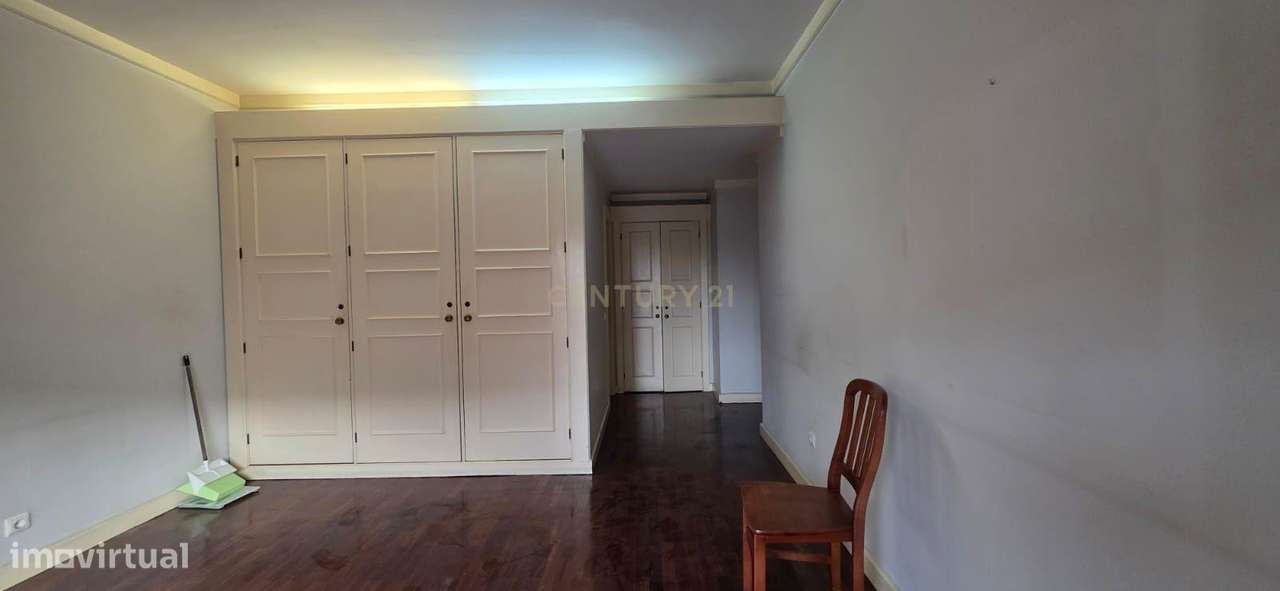 Apartamento T3 + 1 Guimarães-18