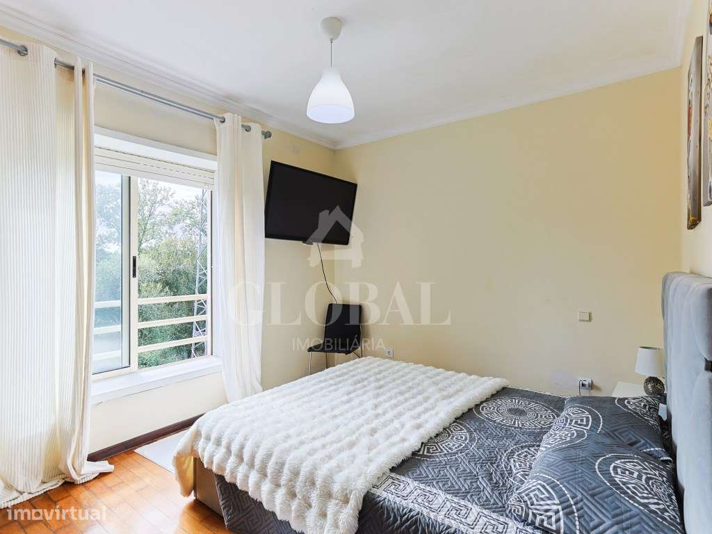 APARTAMENTO T3 SERZEDO-8