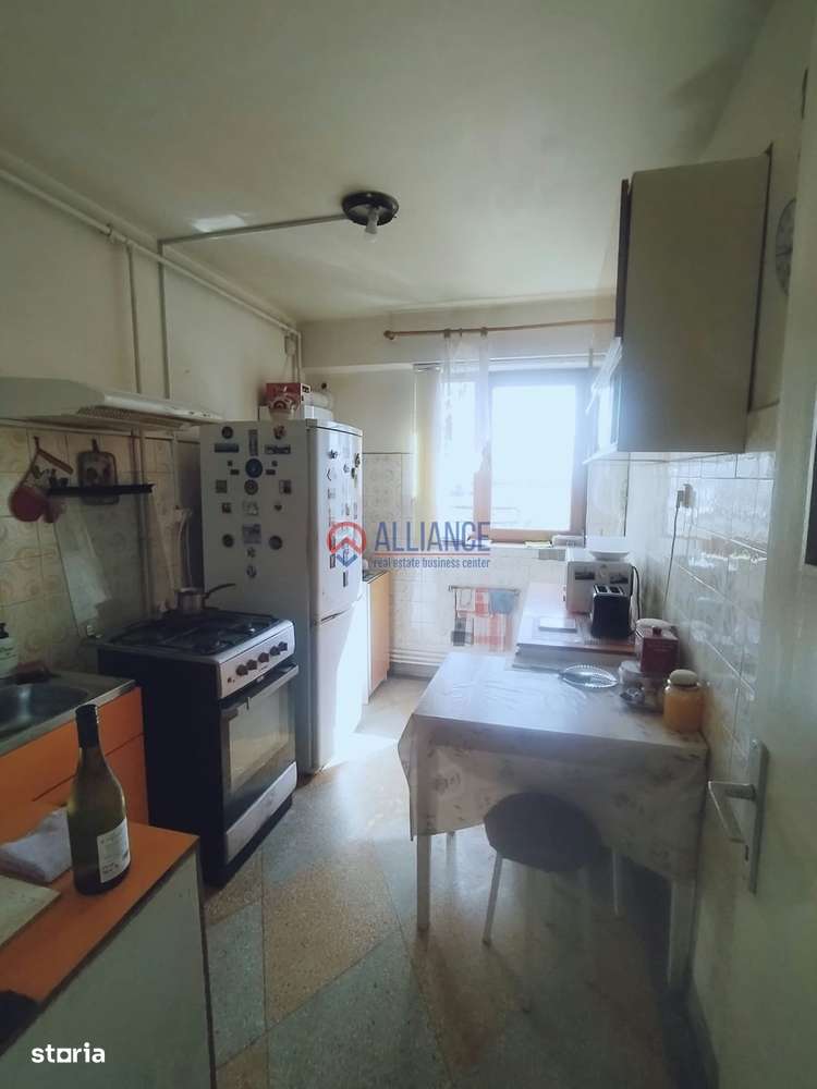 Casa De Cultura-Apartament cu 4 camere liber-7