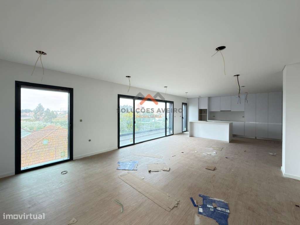 Apartamento T3 Duplex com Terraço | 3 WC | Garagem e Arrumos - Cent...-31