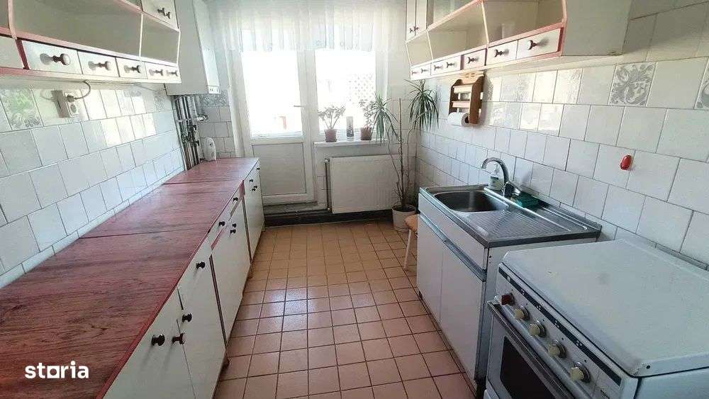 Apartament 4 camere, spre vanzare, in Dambu - Imagine principală: 5/8