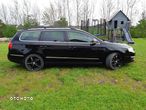 Volkswagen Passat 2.0 TDI Comfortline - 5