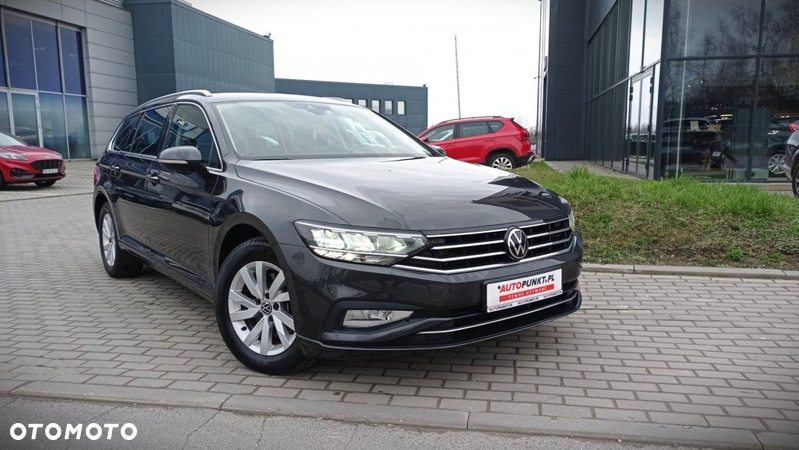 Volkswagen Passat - 6