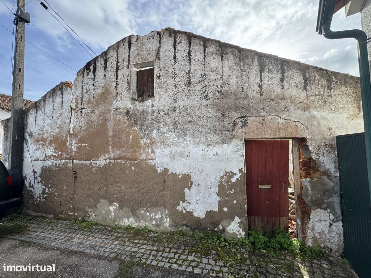 Casa a venda em São Miguel do rio Torto em abrantes - Grande imagem: 4/14