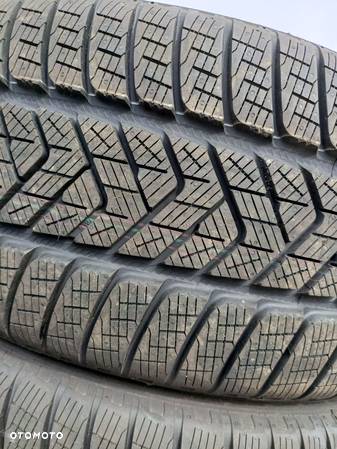 Nowe opony zimowe 255/55/19 Pirelli - 2