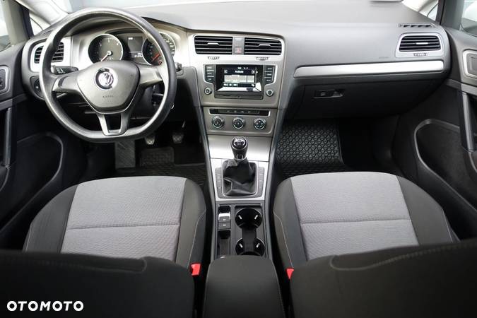 Volkswagen Golf VII 1.6 TDI BMT Trendline - 9